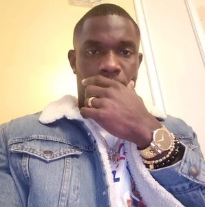 Meet your Posher, Leroy